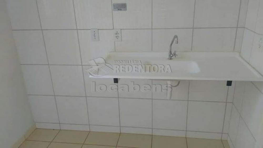 Comprar Casa / Padrão em São José do Rio Preto R$ 120.000,00 - Foto 5