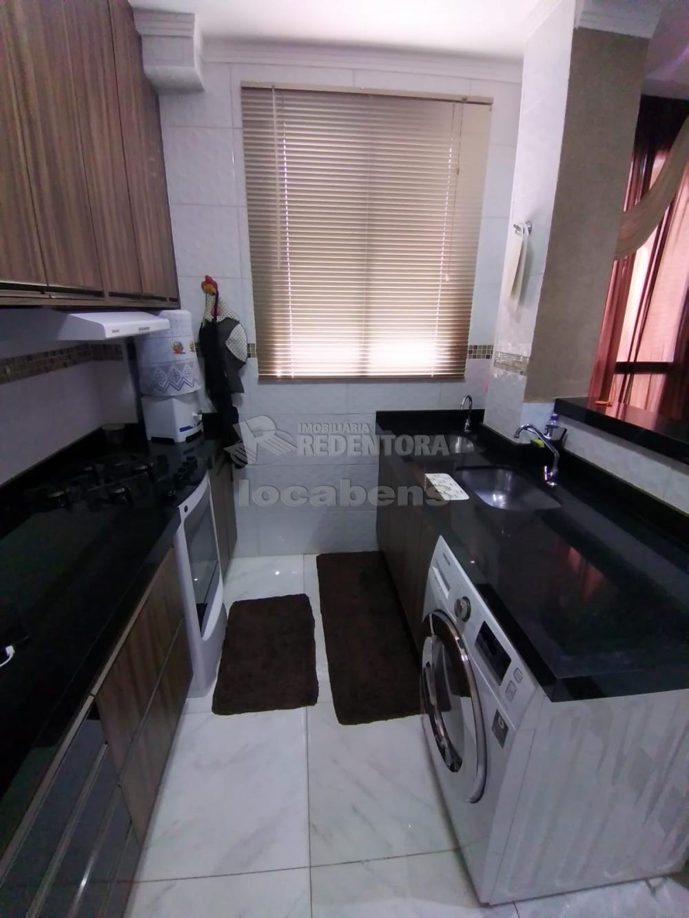 Comprar Apartamento / Padrão em São José do Rio Preto apenas R$ 200.000,00 - Foto 2