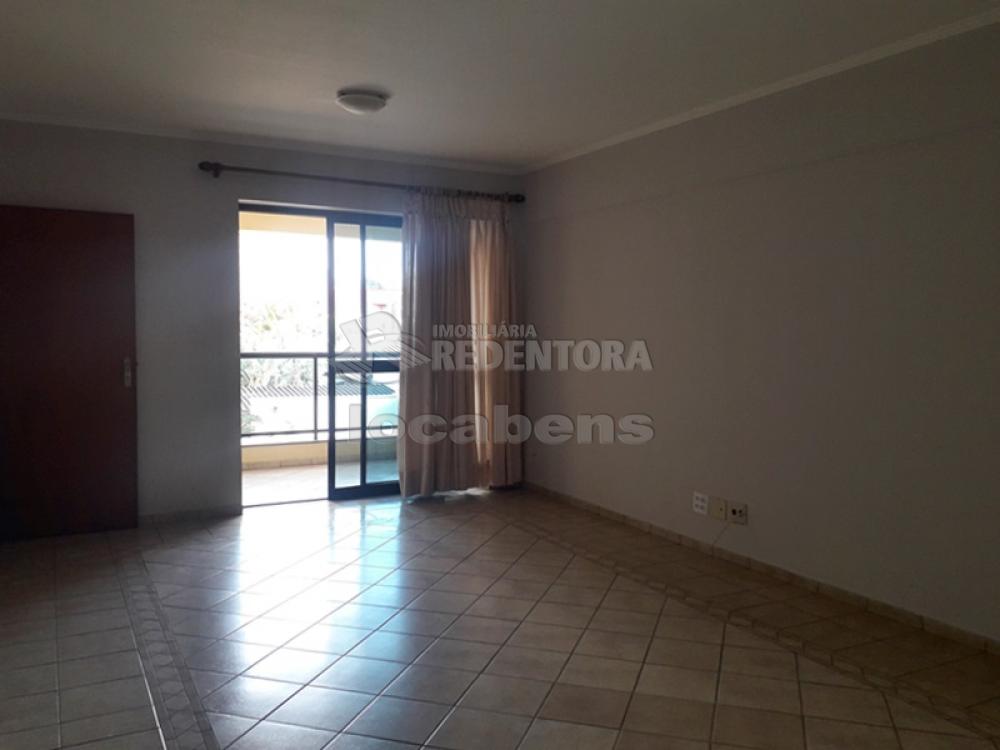 Comprar Apartamento / Padrão em São José do Rio Preto R$ 450.000,00 - Foto 2