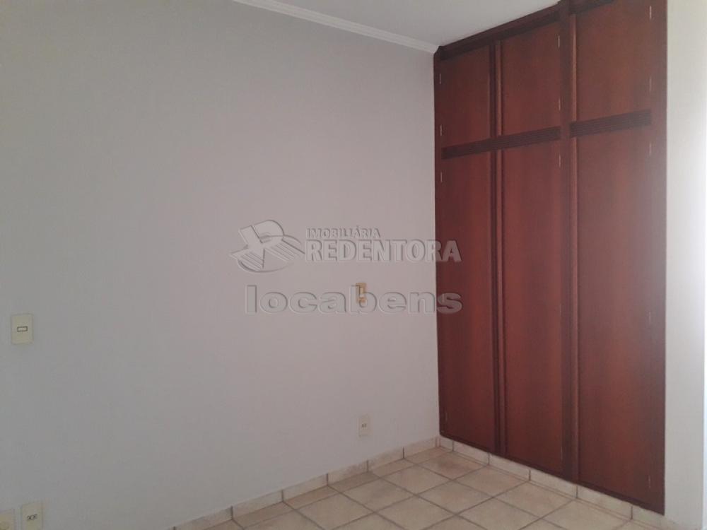 Comprar Apartamento / Padrão em São José do Rio Preto R$ 450.000,00 - Foto 8