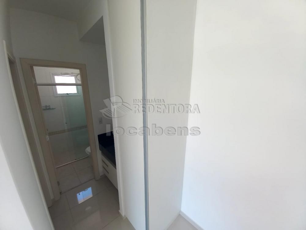 Comprar Apartamento / Studio em São José do Rio Preto R$ 380.000,00 - Foto 21