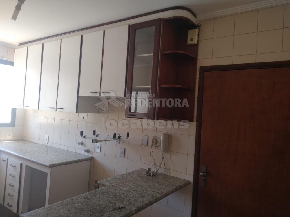 Alugar Apartamento / Padrão em São José do Rio Preto R$ 1.350,00 - Foto 25