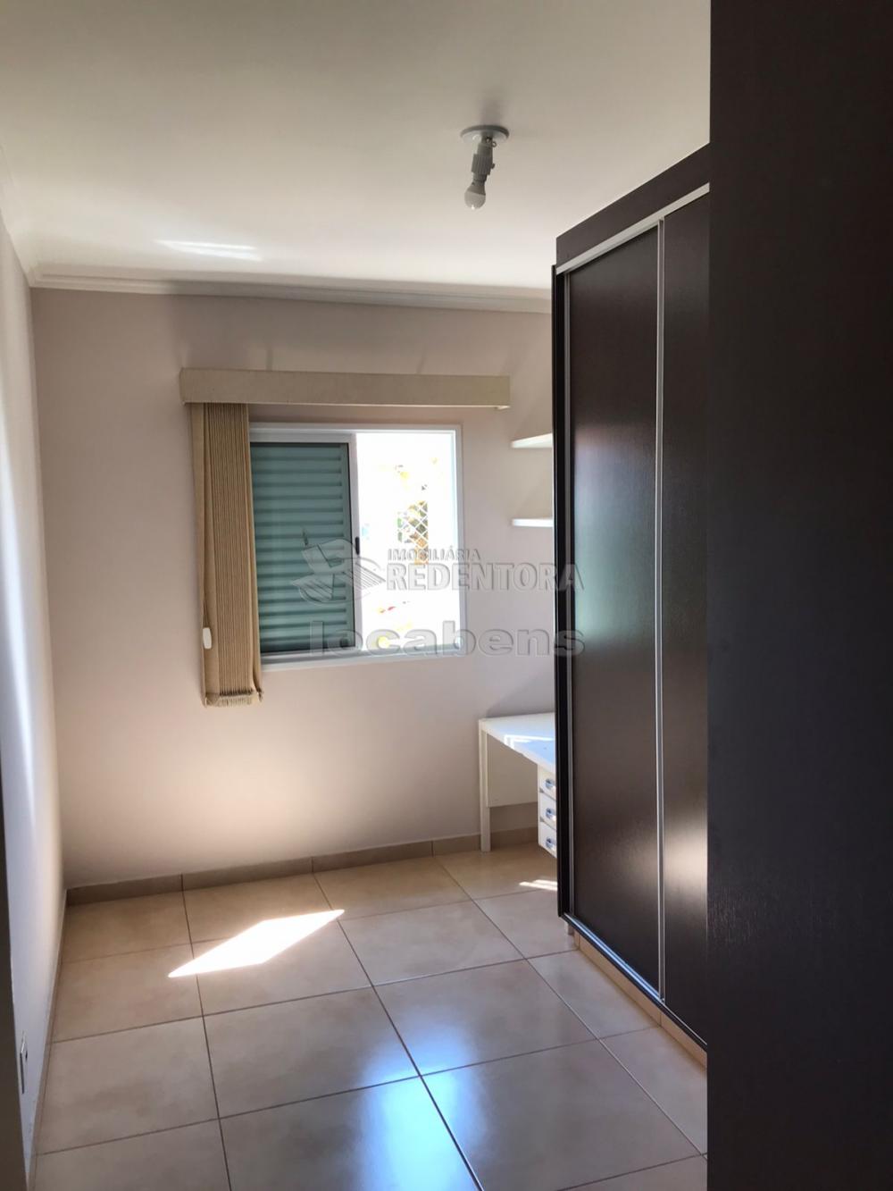 Comprar Apartamento / Padrão em São José do Rio Preto R$ 185.000,00 - Foto 11