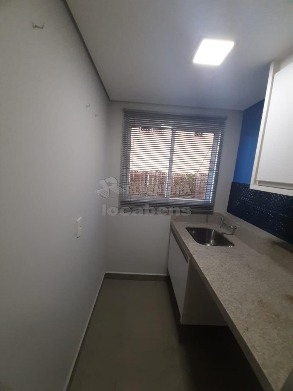 Comprar Apartamento / Padrão em São José do Rio Preto R$ 210.000,00 - Foto 5