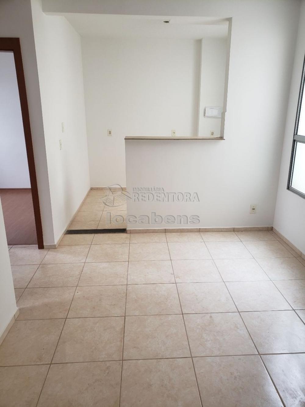 Comprar Apartamento / Padrão em São José do Rio Preto R$ 139.000,00 - Foto 3