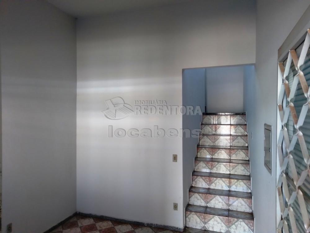 Alugar Casa / Sobrado em São José do Rio Preto R$ 1.750,00 - Foto 4