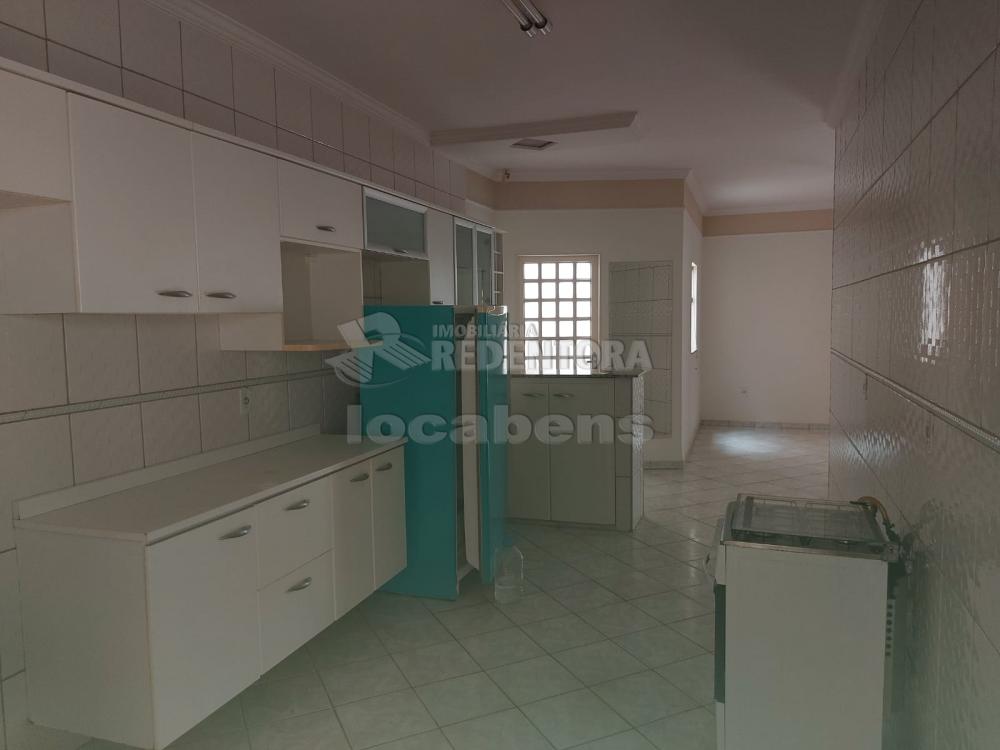 Alugar Casa / Padrão em São José do Rio Preto apenas R$ 1.700,00 - Foto 9