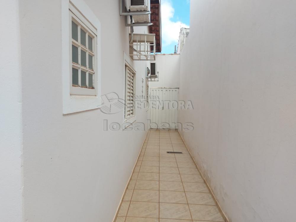 Alugar Casa / Padrão em São José do Rio Preto R$ 1.700,00 - Foto 17