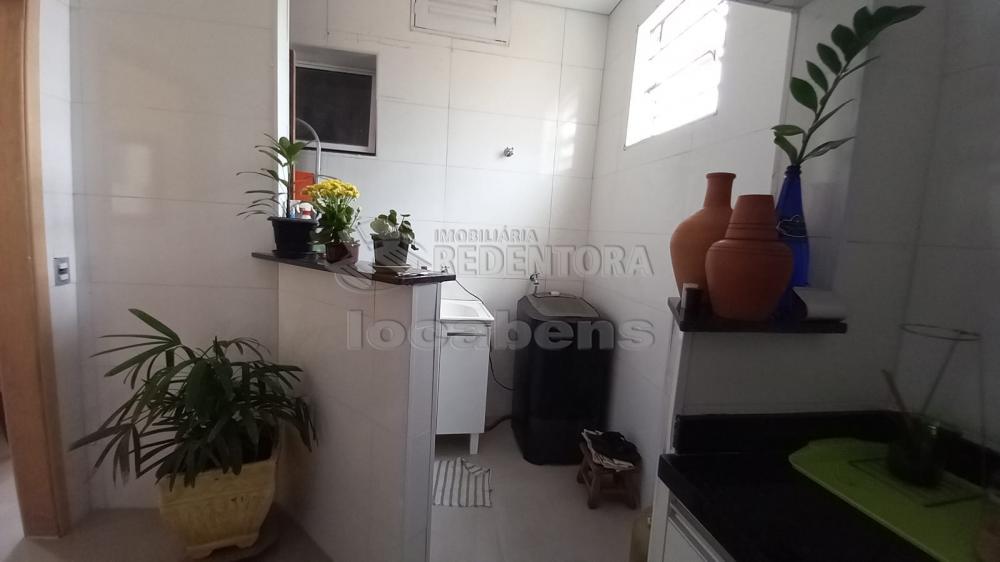 Alugar Casa / Padrão em São José do Rio Preto R$ 1.500,00 - Foto 13