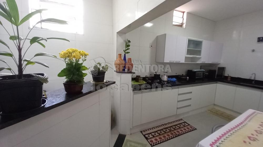 Alugar Casa / Padrão em São José do Rio Preto R$ 1.500,00 - Foto 14