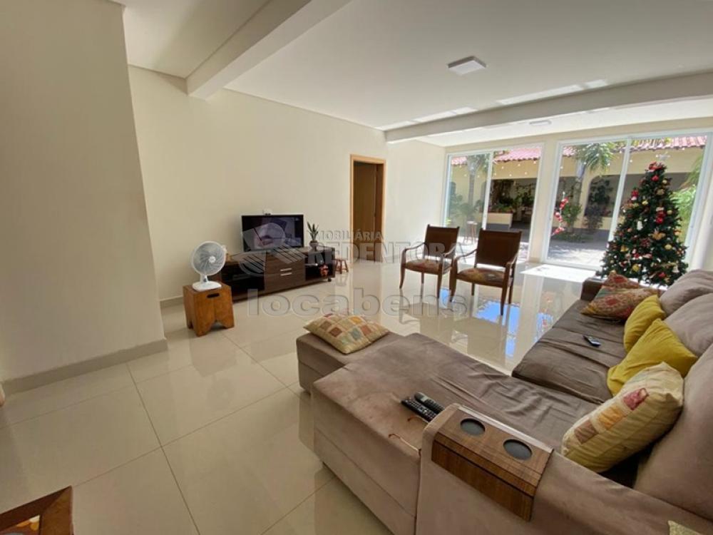 Comprar Casa / Padrão em São José do Rio Preto R$ 750.000,00 - Foto 4