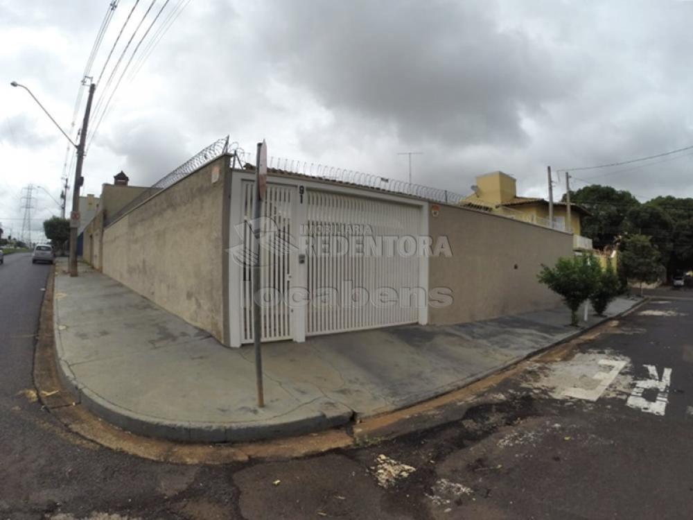 Comprar Casa / Padrão em São José do Rio Preto R$ 640.000,00 - Foto 1