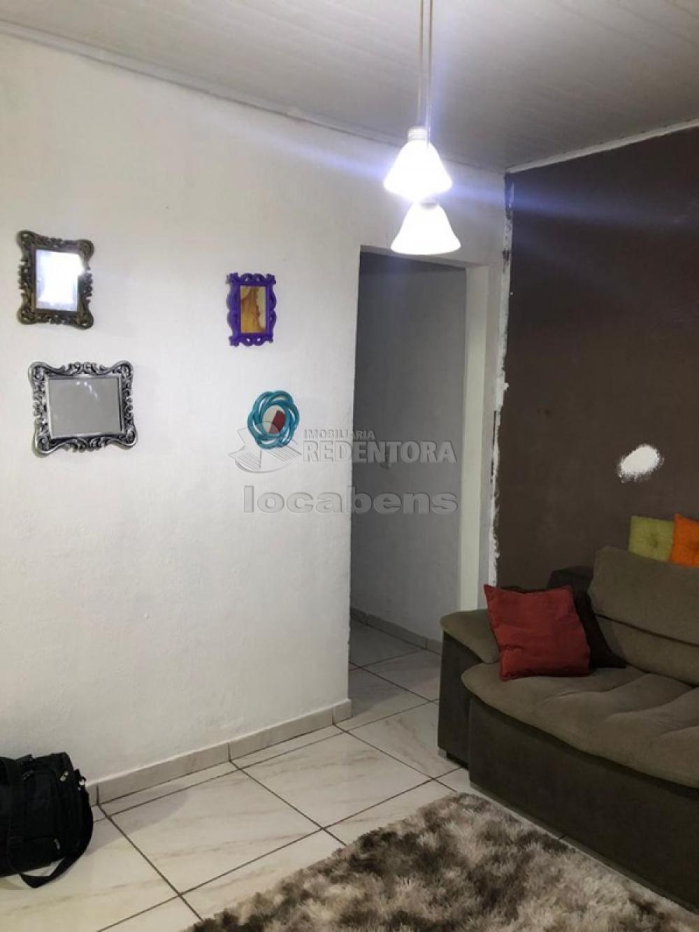 Comprar Casa / Padrão em São José do Rio Preto R$ 140.000,00 - Foto 2