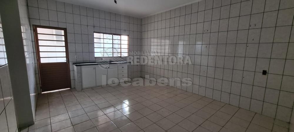 Comprar Casa / Padrão em São José do Rio Preto R$ 175.000,00 - Foto 4
