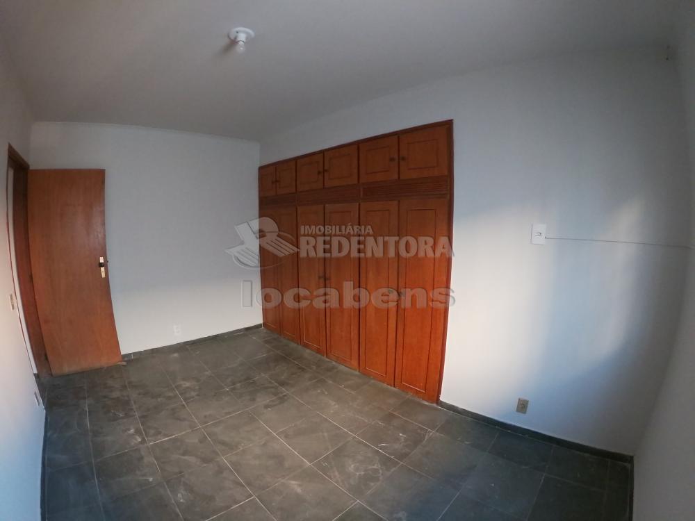 Alugar Apartamento / Padrão em São José do Rio Preto R$ 900,00 - Foto 12