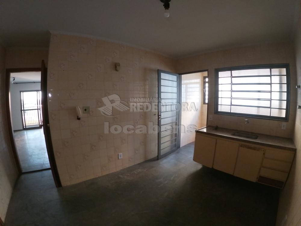 Alugar Apartamento / Padrão em São José do Rio Preto R$ 900,00 - Foto 15