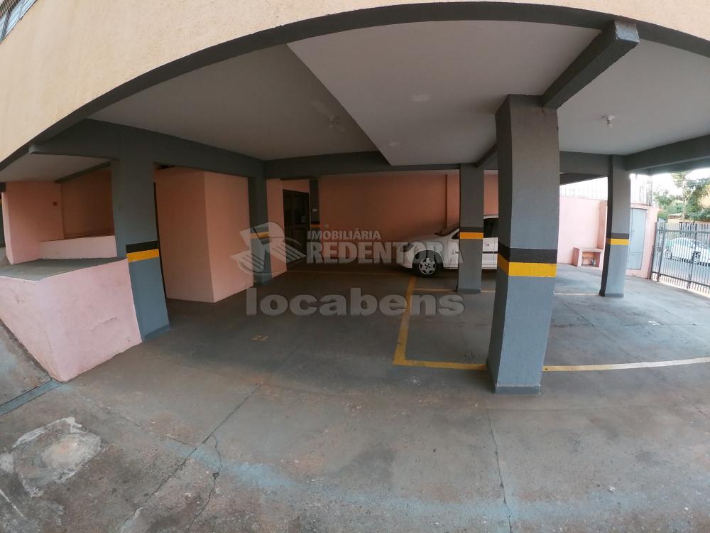 Alugar Apartamento / Padrão em São José do Rio Preto R$ 1.000,00 - Foto 18