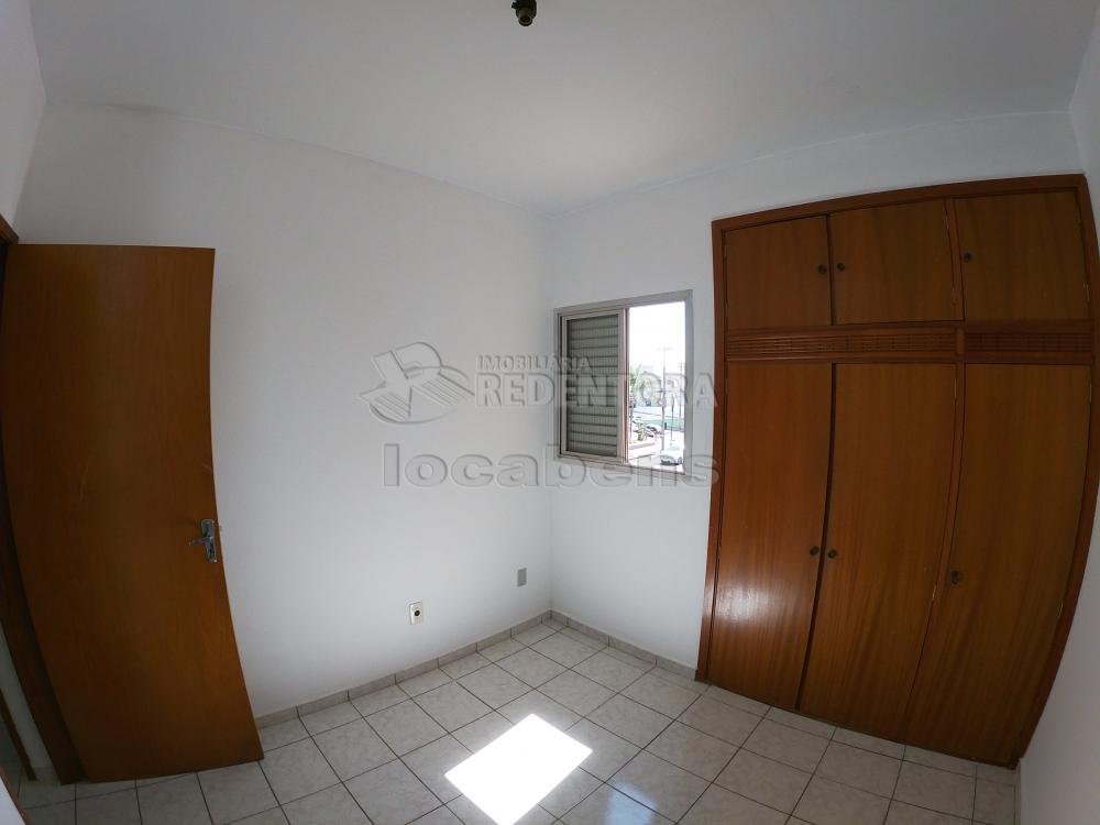 Alugar Apartamento / Padrão em São José do Rio Preto R$ 950,00 - Foto 9