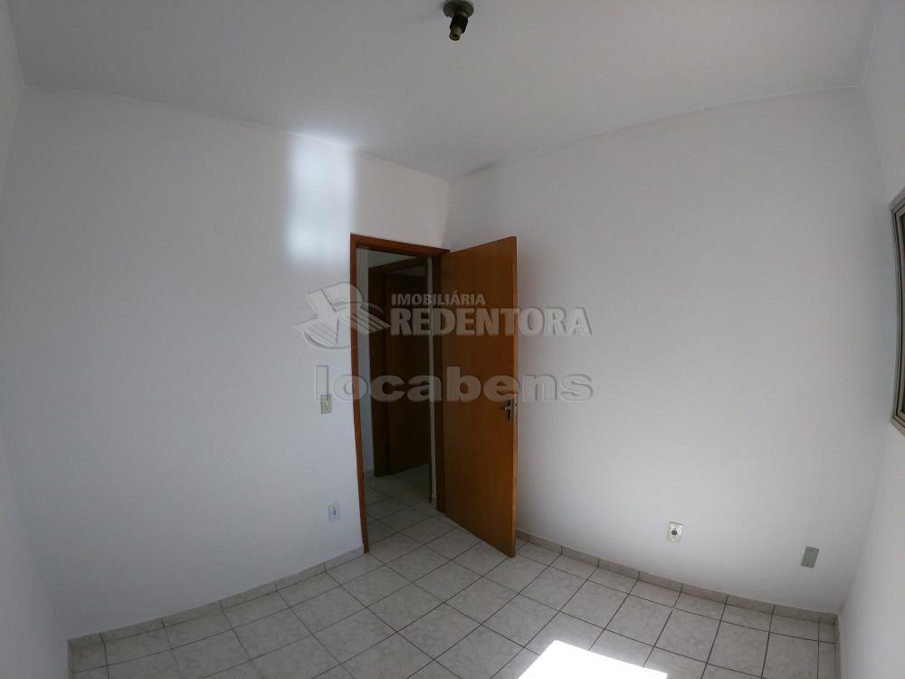 Alugar Apartamento / Padrão em São José do Rio Preto R$ 950,00 - Foto 10