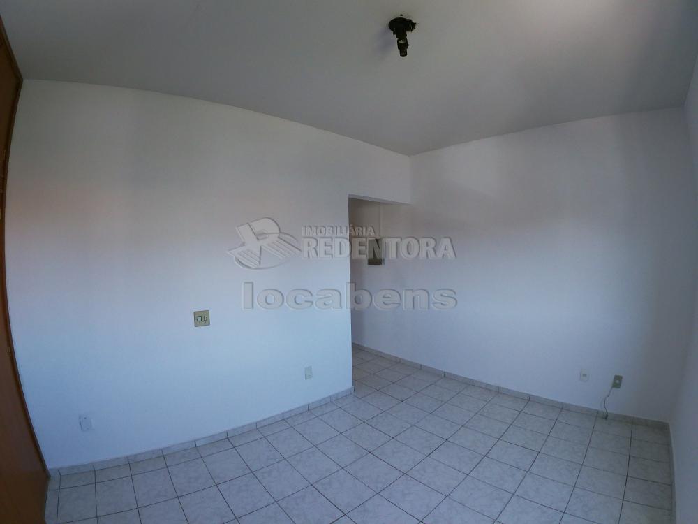 Alugar Apartamento / Padrão em São José do Rio Preto R$ 950,00 - Foto 14