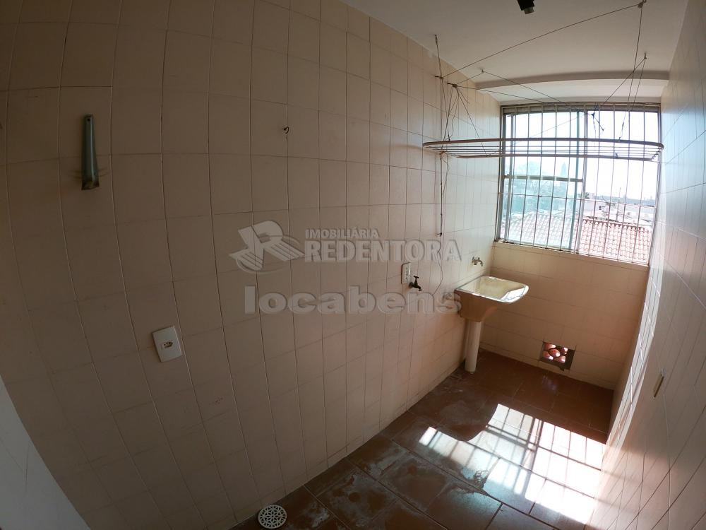 Alugar Apartamento / Padrão em São José do Rio Preto R$ 950,00 - Foto 18