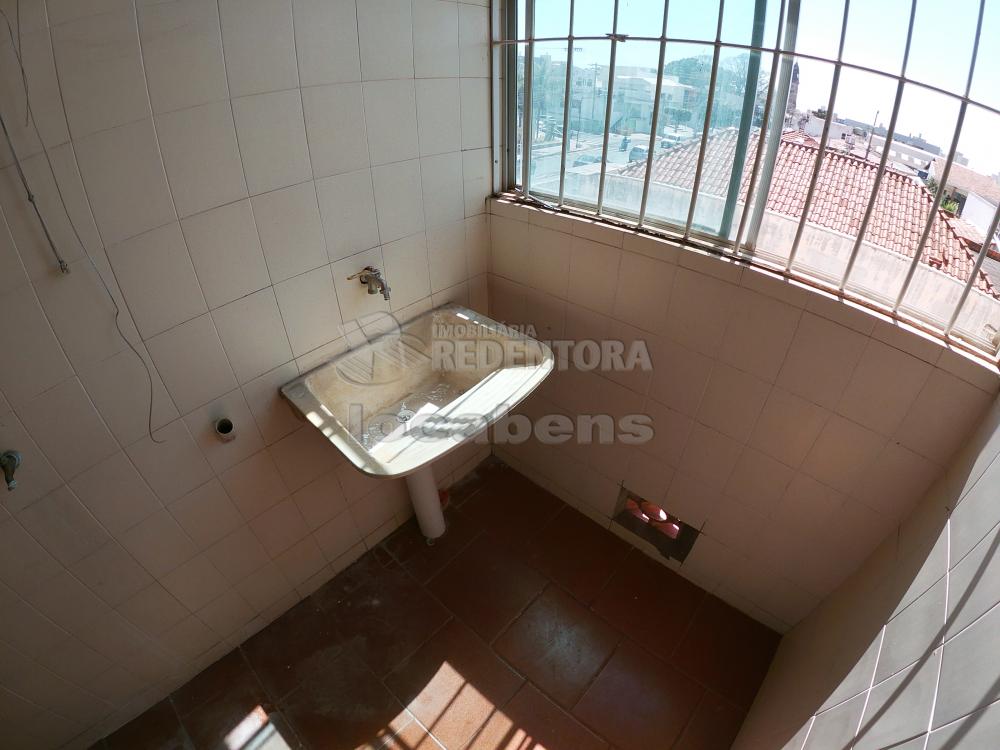 Alugar Apartamento / Padrão em São José do Rio Preto R$ 950,00 - Foto 19