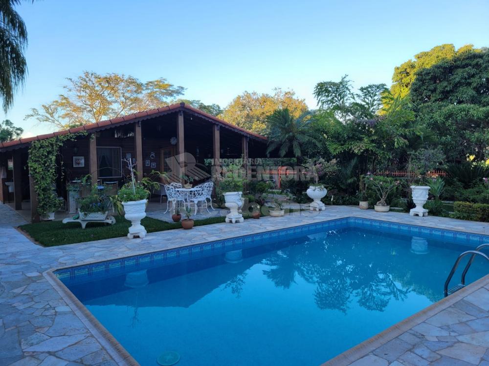 Chácara à venda com 3 quartos, 48000m² - Foto 1