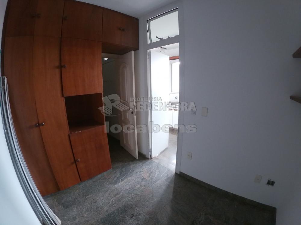 Alugar Apartamento / Padrão em São José do Rio Preto R$ 900,00 - Foto 12