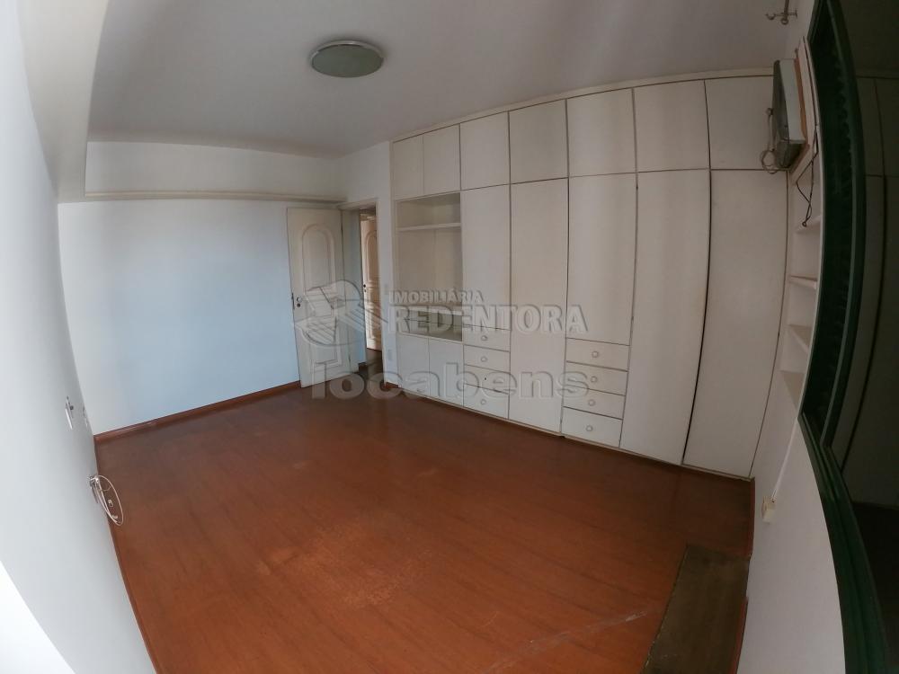 Alugar Apartamento / Padrão em São José do Rio Preto R$ 900,00 - Foto 5