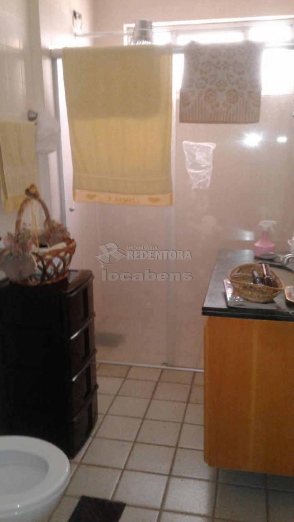 Alugar Apartamento / Padrão em São José do Rio Preto R$ 1.320,00 - Foto 11