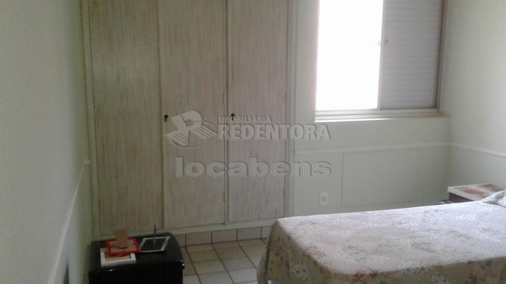 Alugar Apartamento / Padrão em São José do Rio Preto R$ 1.320,00 - Foto 16
