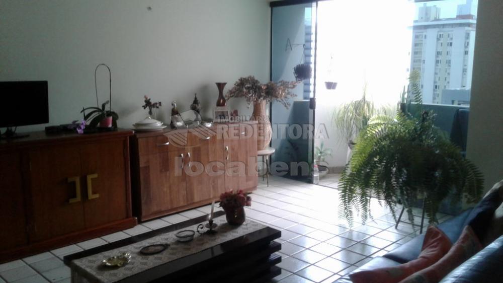 Alugar Apartamento / Padrão em São José do Rio Preto R$ 1.320,00 - Foto 4