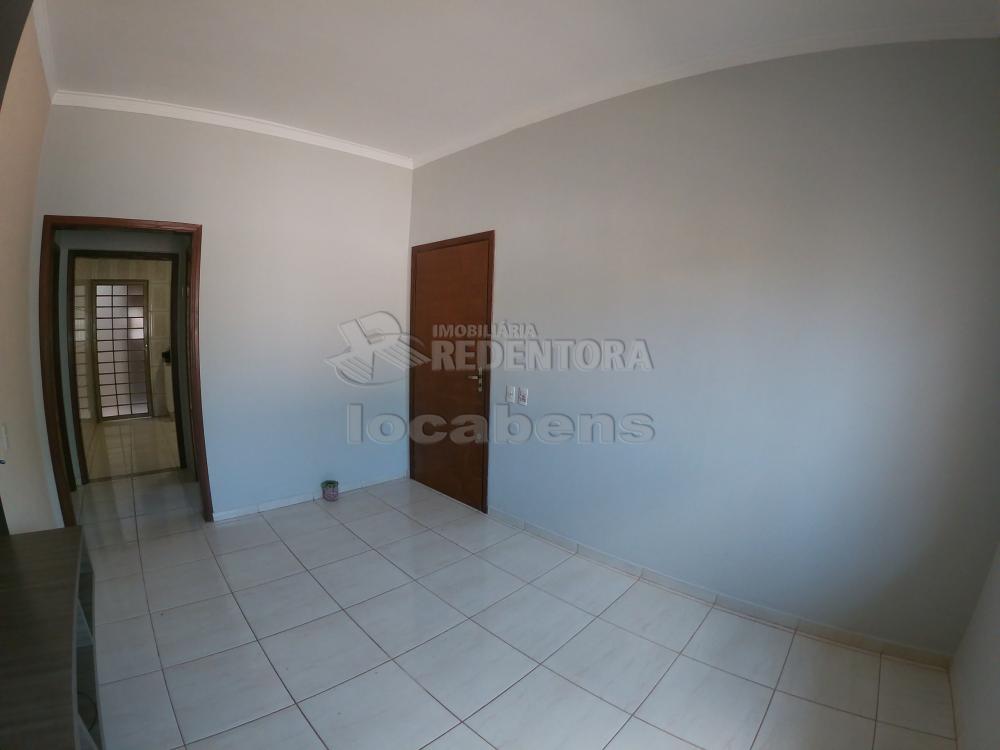Alugar Casa / Padrão em São José do Rio Preto R$ 990,00 - Foto 6