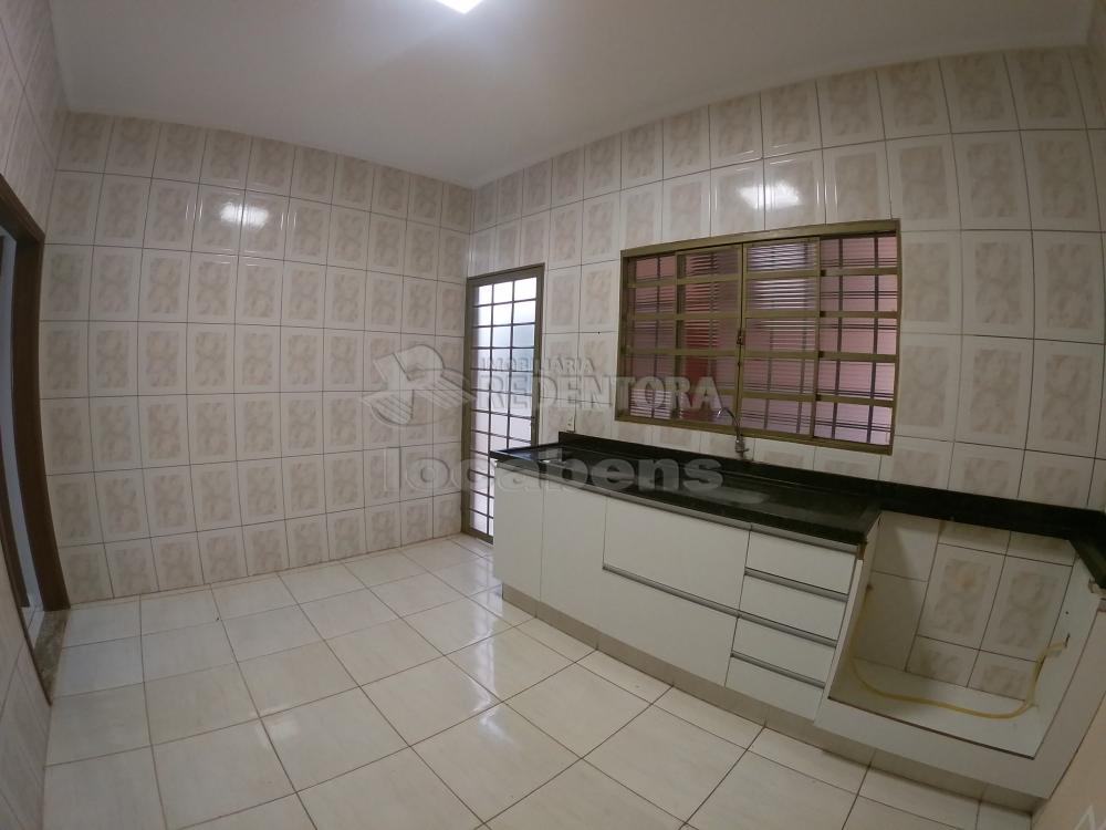 Alugar Casa / Padrão em São José do Rio Preto R$ 990,00 - Foto 8