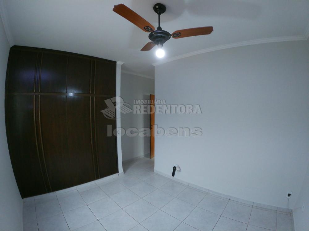 Alugar Apartamento / Padrão em São José do Rio Preto R$ 1.300,00 - Foto 13