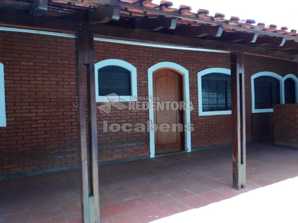 Alugar Casa / Padrão em São José do Rio Preto R$ 1.385,00 - Foto 2