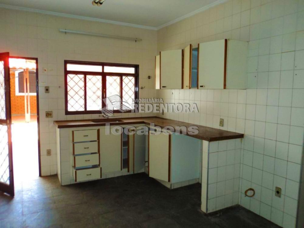Alugar Casa / Padrão em São José do Rio Preto R$ 1.385,00 - Foto 5