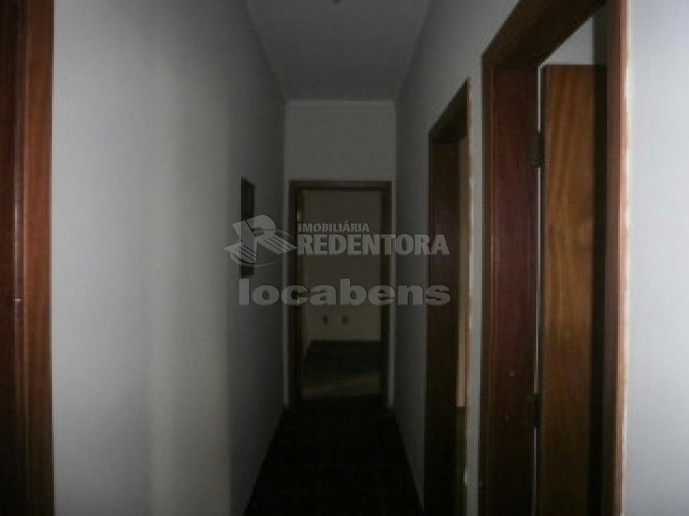 Alugar Casa / Padrão em São José do Rio Preto R$ 1.385,00 - Foto 10