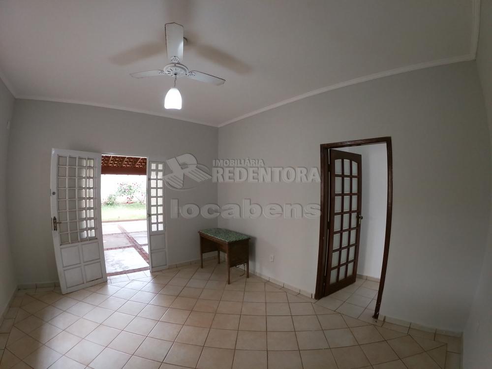 Alugar Casa / Padrão em São José do Rio Preto R$ 2.900,00 - Foto 6