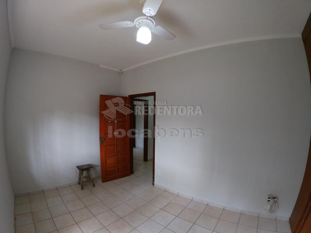 Alugar Casa / Padrão em São José do Rio Preto R$ 2.900,00 - Foto 18