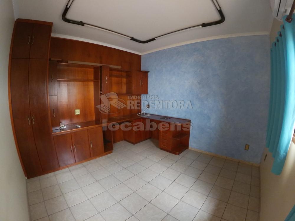 Alugar Casa / Padrão em São José do Rio Preto R$ 1.500,00 - Foto 24