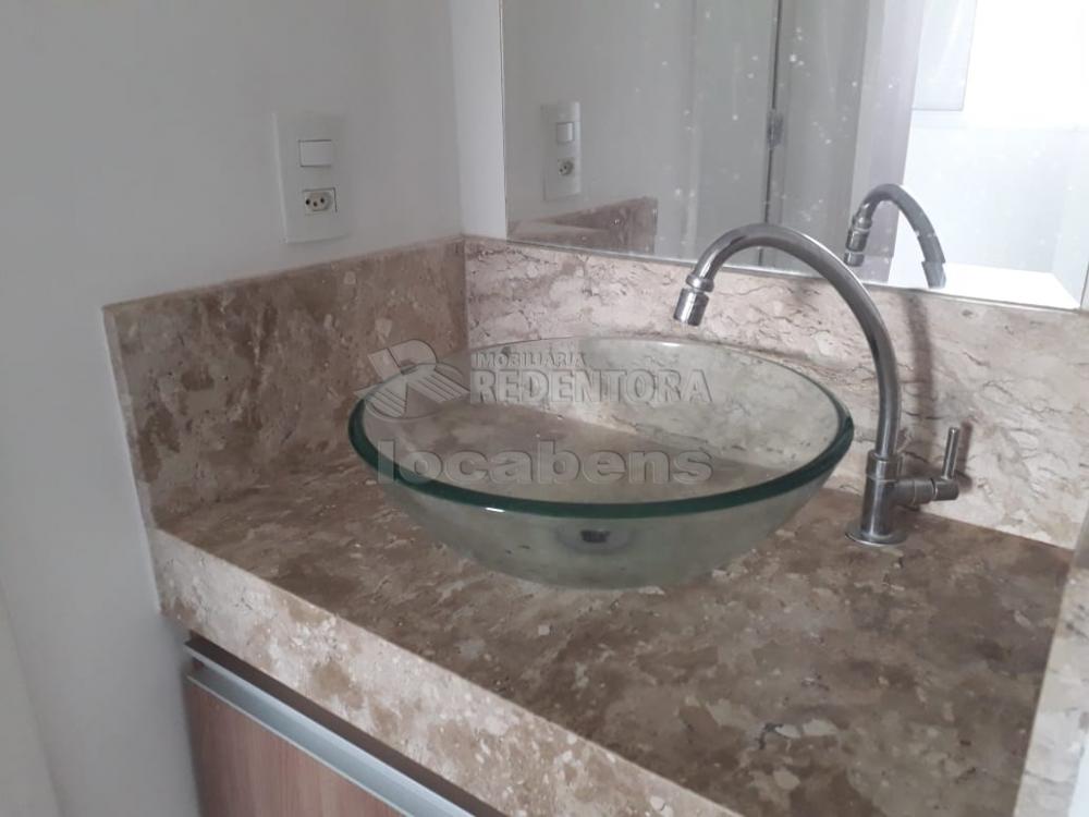 Alugar Apartamento / Padrão em São José do Rio Preto R$ 990,00 - Foto 12