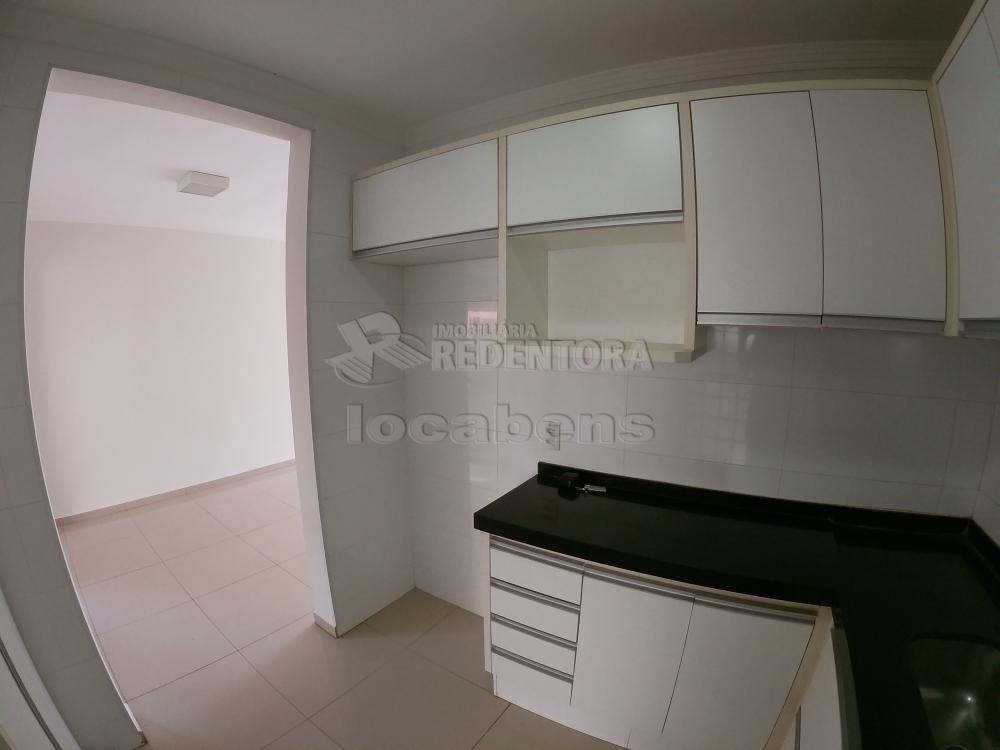 Alugar Casa / Condomínio em São José do Rio Preto R$ 2.000,00 - Foto 9