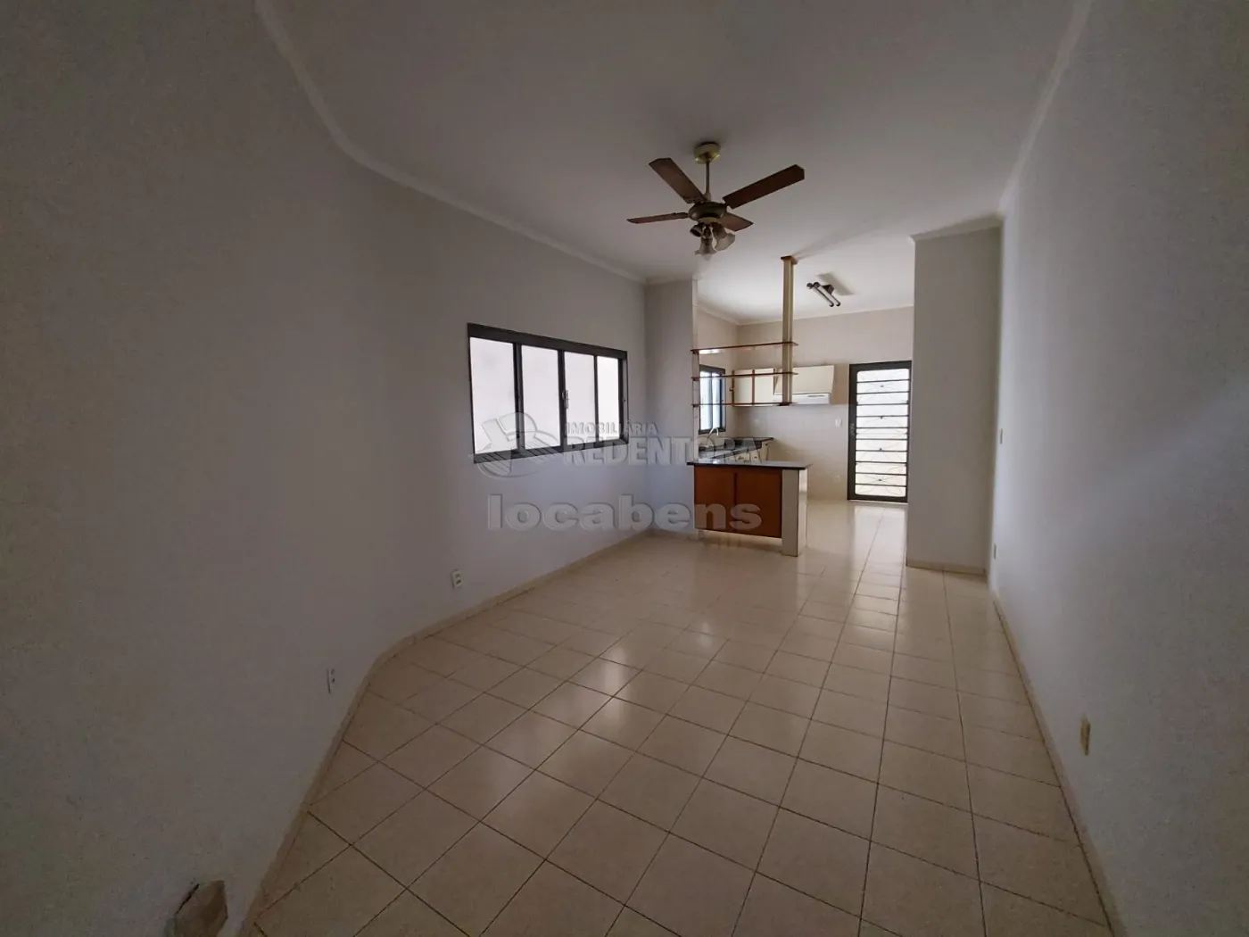 Alugar Casa / Padrão em São José do Rio Preto R$ 3.000,00 - Foto 4