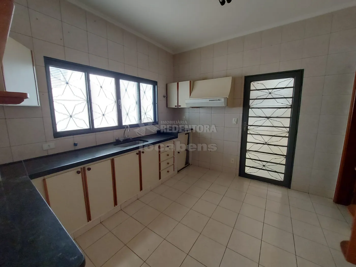 Alugar Casa / Padrão em São José do Rio Preto R$ 3.000,00 - Foto 5