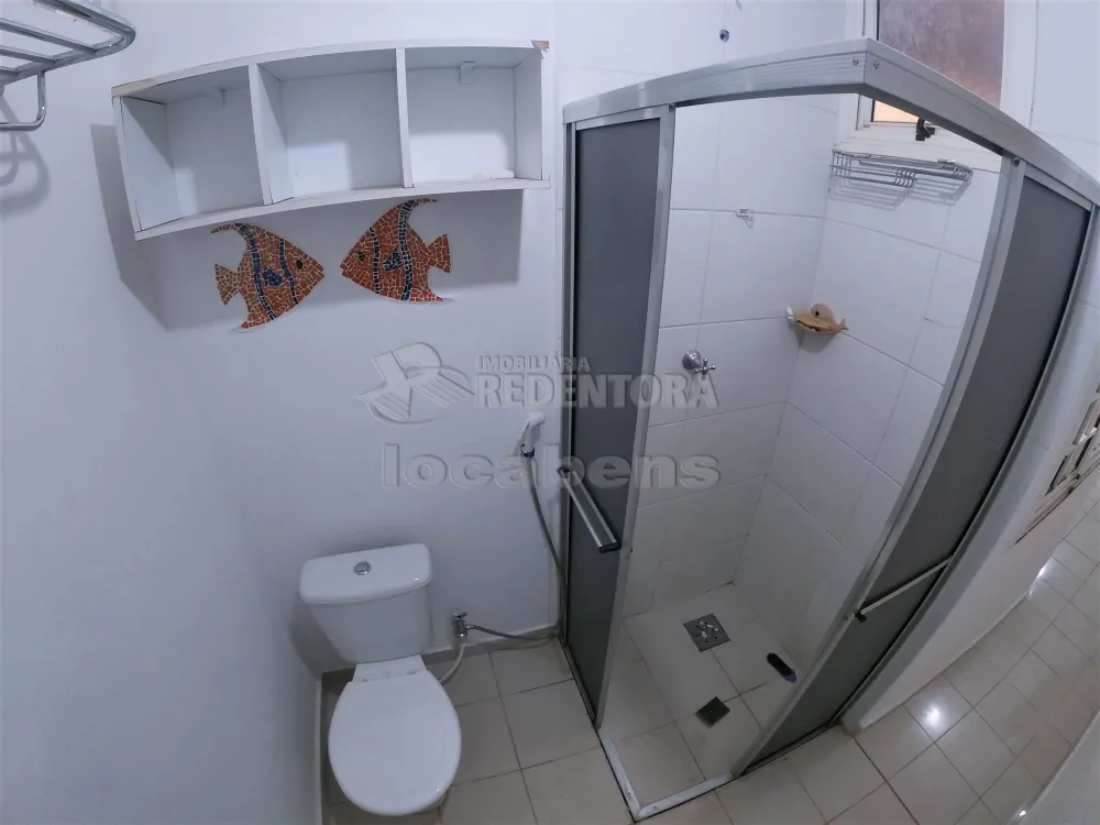 Alugar Casa / Condomínio em São José do Rio Preto R$ 900,00 - Foto 14