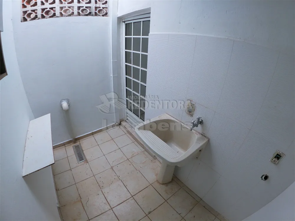 Alugar Casa / Condomínio em São José do Rio Preto R$ 900,00 - Foto 16