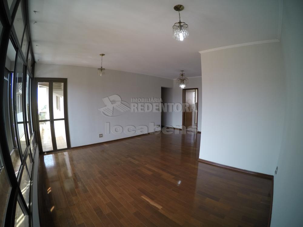 Alugar Apartamento / Padrão em São José do Rio Preto R$ 1.600,00 - Foto 2