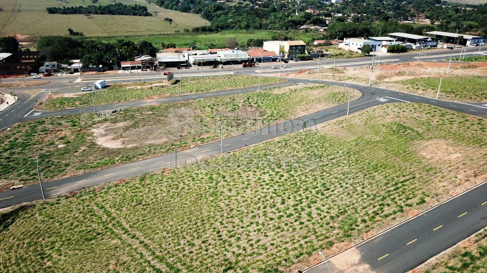 Comprar Terreno / Padrão em São José do Rio Preto R$ 105.000,00 - Foto 4