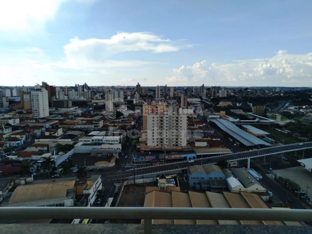 Alugar Apartamento / Padrão em São José do Rio Preto R$ 1.600,00 - Foto 12